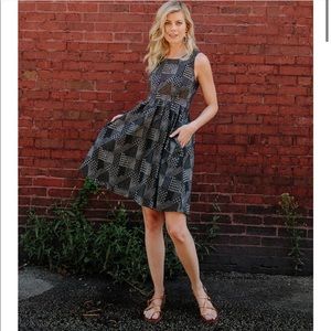 Sleeveless Sydney sleeveless cotton dress.
